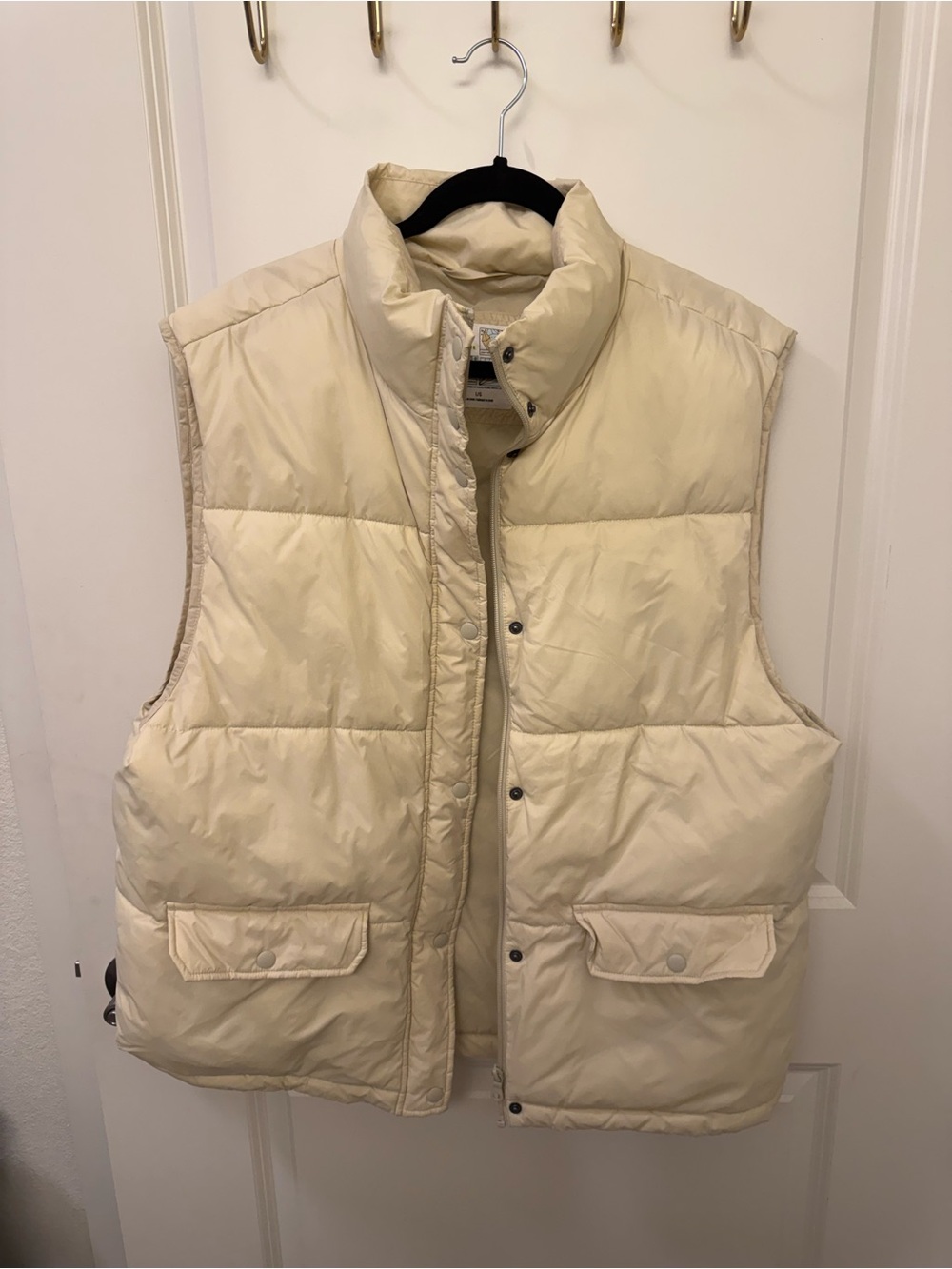 aerie Cream Puffer Vest